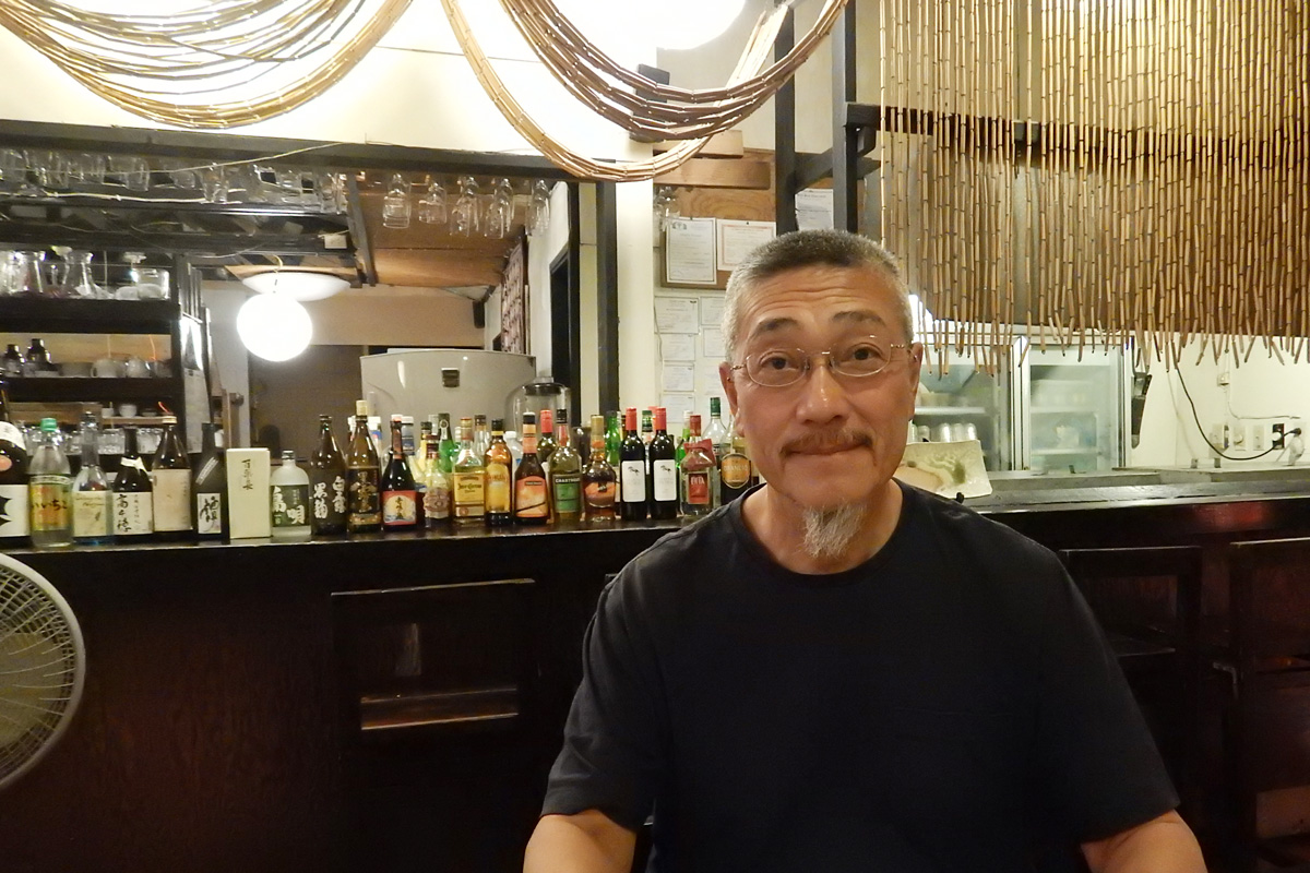 どらごん亭店内